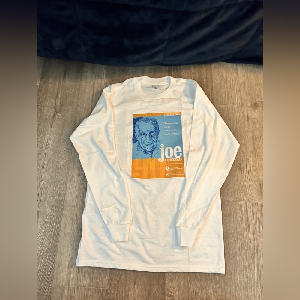 Vintage (NEW) | Long Sleeve Crew-Neck Graphic Tee